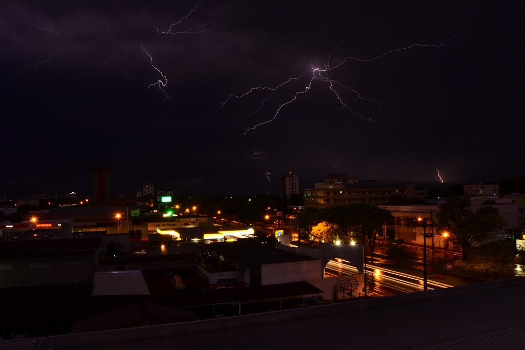 JLM/ ELECTRIC STORM AT FOZ DO IGUAZU,PARANÁ, BRAZIL by John Lopez M