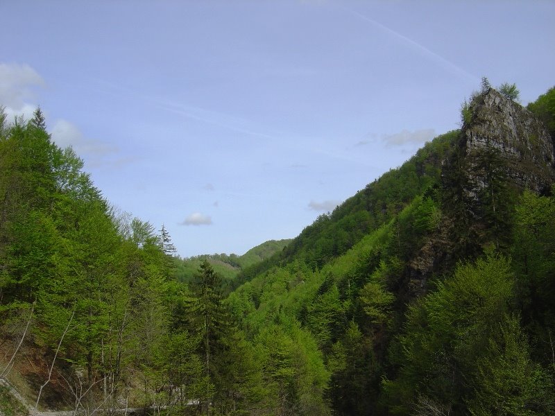 Pogled s Klavž - view from the water barriers 'Klavže' - Blick von den Wasserschleusen 'Klavže' by Idrija Turizem