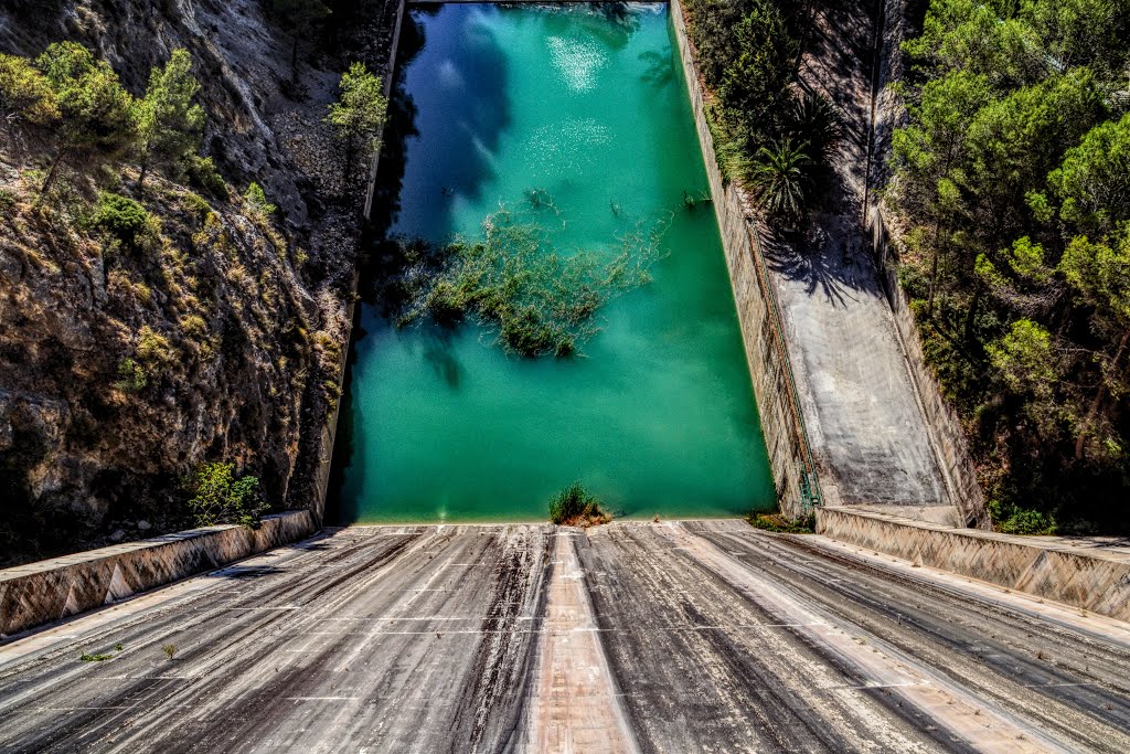 **ALIVIADERO del PANTANO de GUADALEST** by "Cuky"/A.S.G."NO VIEWS"