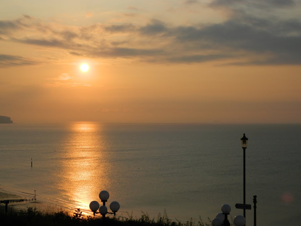 Sunrise from the Hotel in Shanklin by john smart