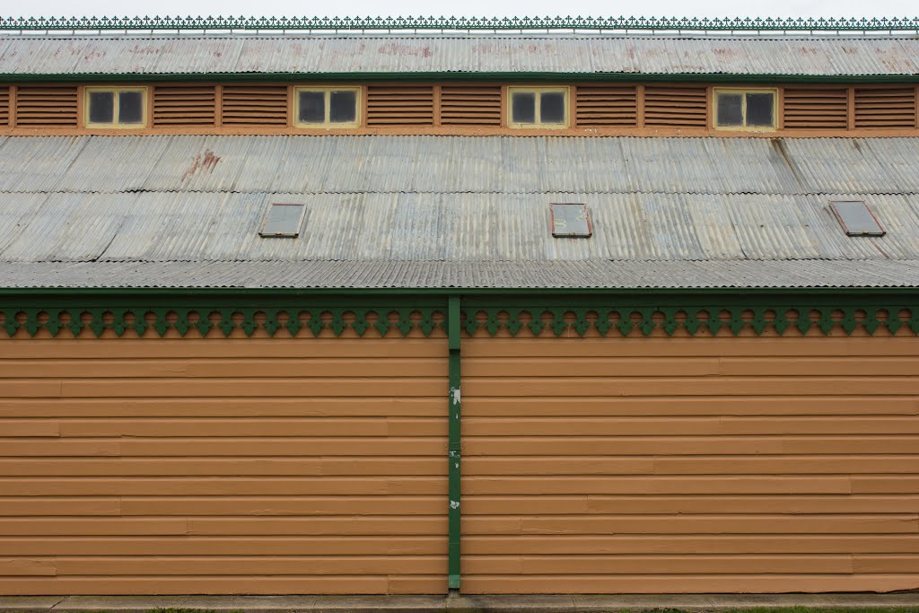 Close up - Cec English Pavilion - Bathurst Showground by fifthgearphotography