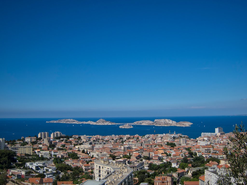 Iles du Frioul Marseille by AGELOS ZIAS