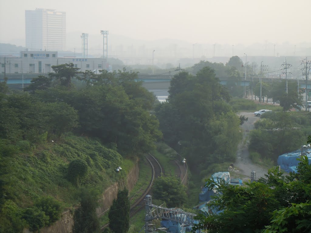 Obong Station 오봉역 by plumgarden