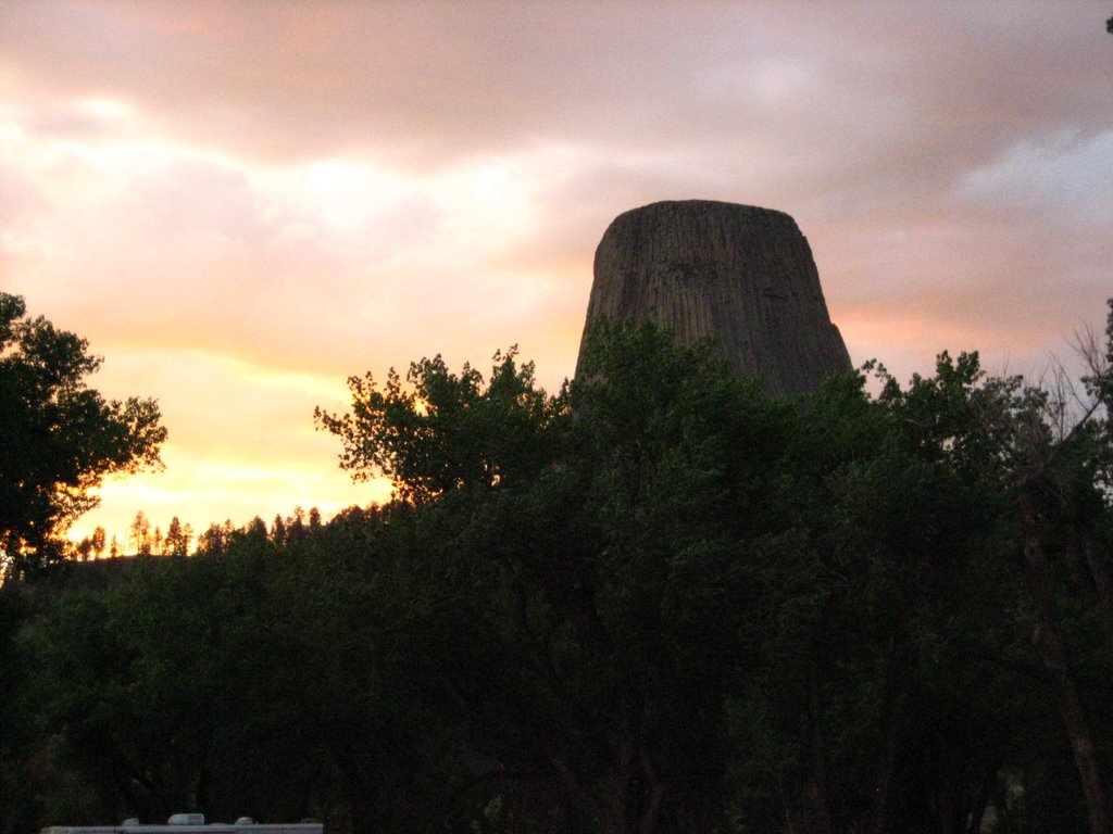 Devil's tower sunset by Jshuptar