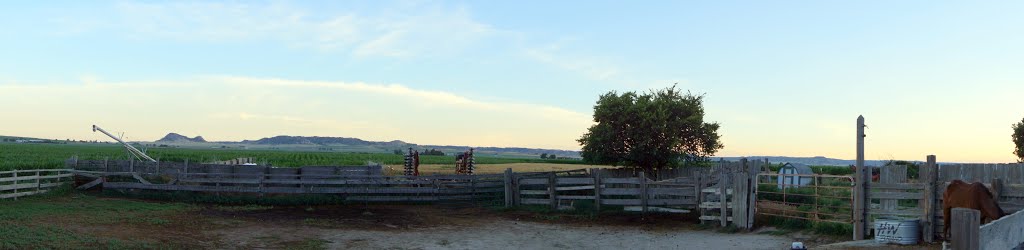 Gering, NE: farm yard and Wildcat Hills by pylodet