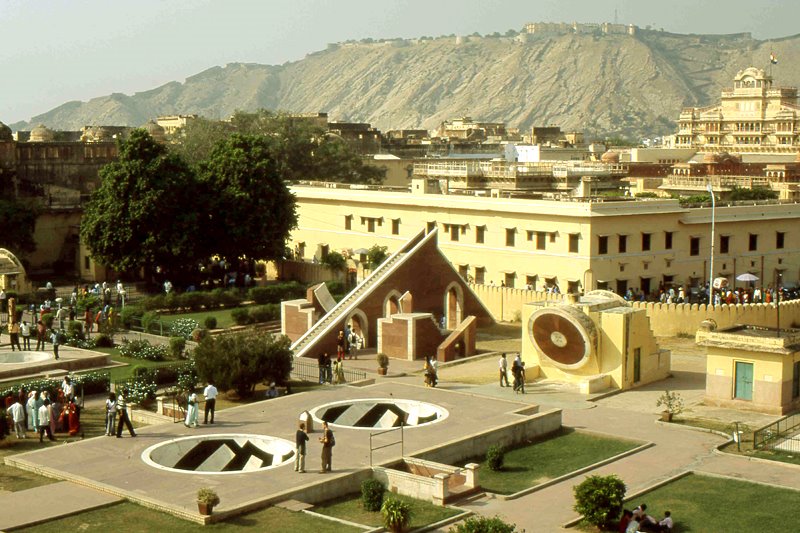 Jaipur, Jantar Mantar by manuel-magalhaes