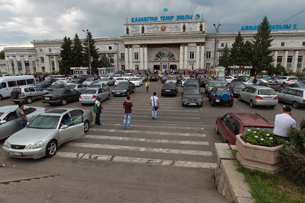 Алма-Ата, Казахстан, июнь 2014 / Almaty, Kazakhstan, jun 2014 www.abcountries.com by proplanetu.ru