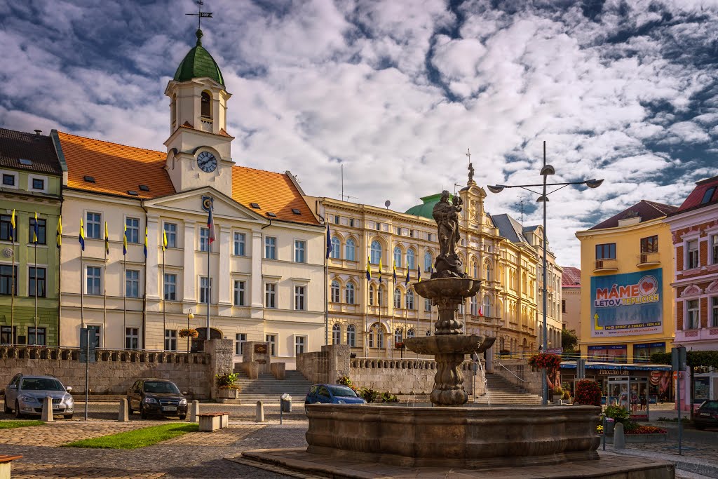 Teplice, Náměstí Svobody (pův. Tržní) by Max Jirka (cz)