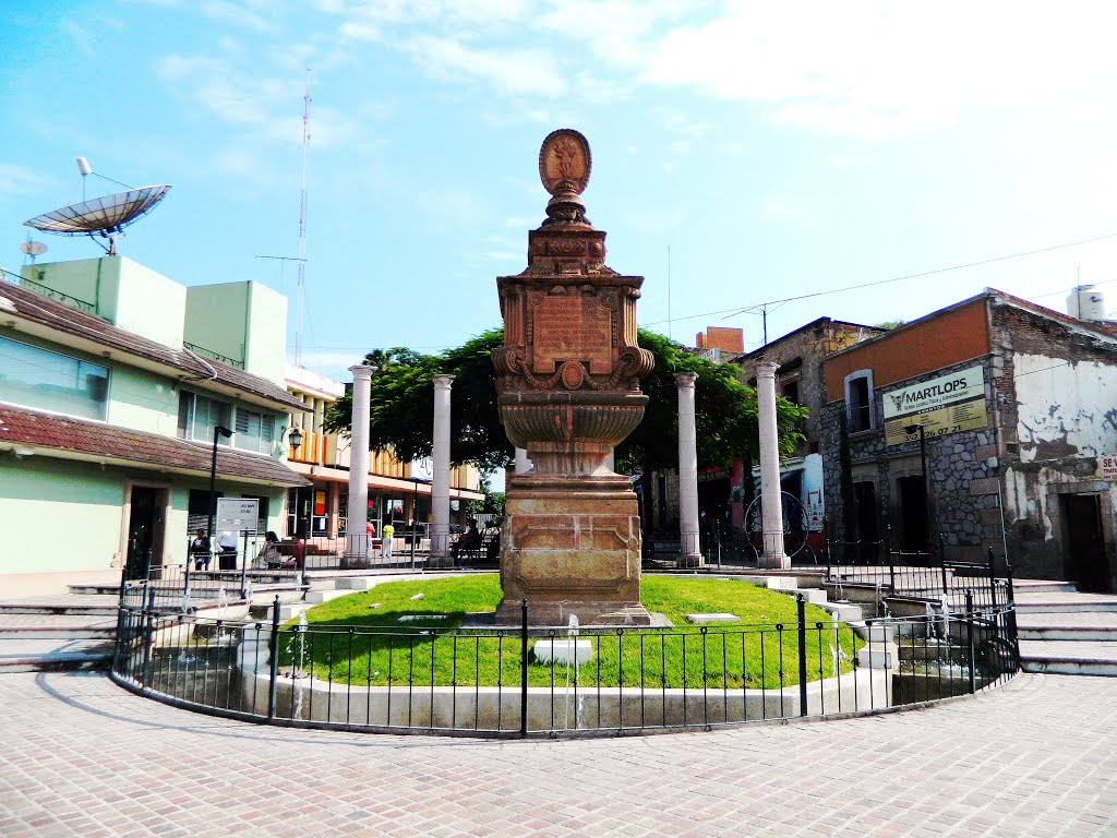 Monumento Puente Cavadas. La Piedad Mich. by mcortizv