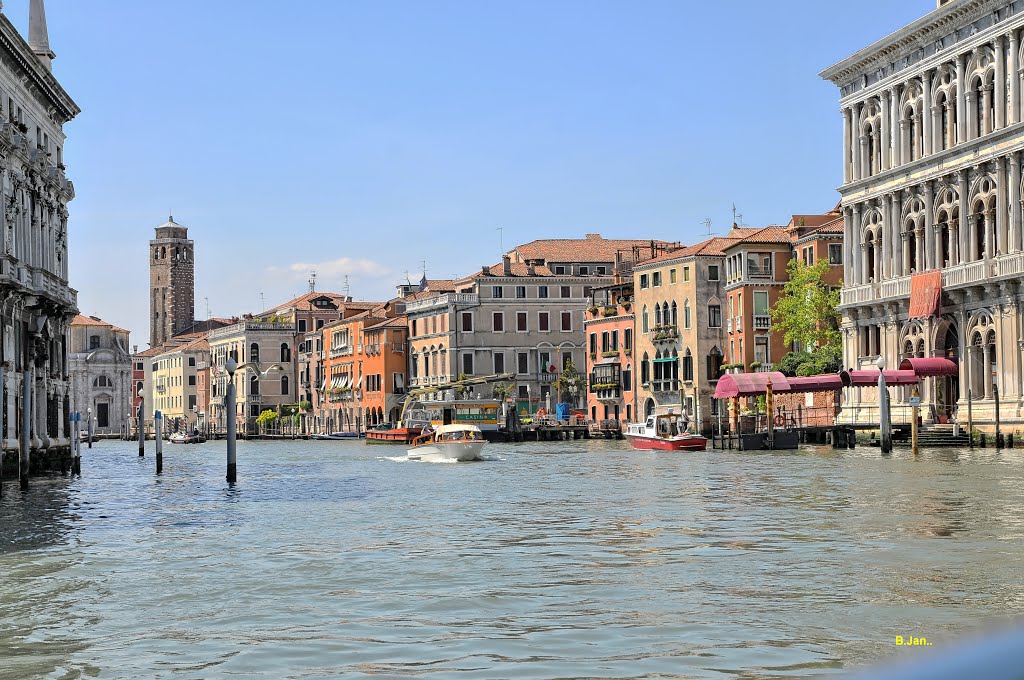 Venice, overlooking the Grand Canal by BernardJ47