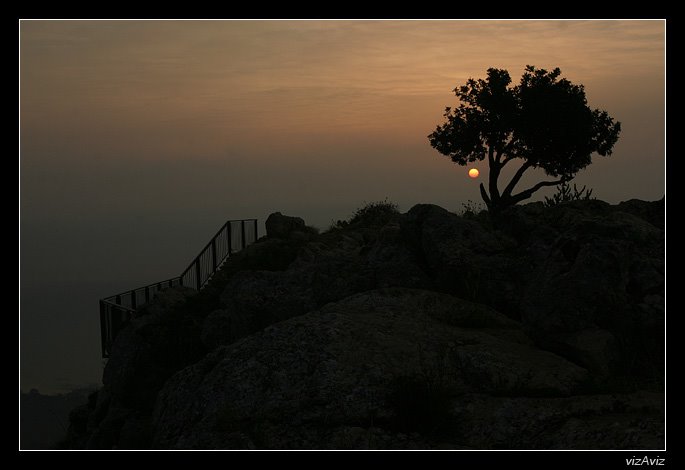 Mount Arbel viewpoint by vizAviz