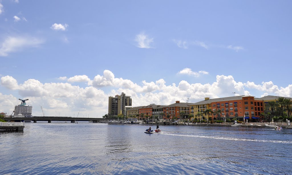 Garrison Channel, Tampa by Bartolomeo Gorgoglione