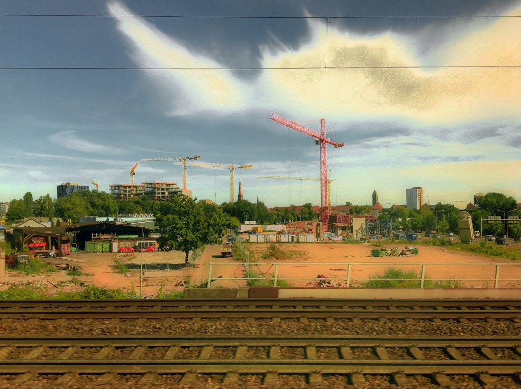 Skyline by train by munzart