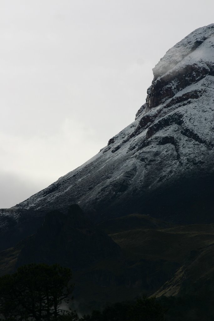 Ladera Norte de la Cabeza by Jorge Alberto Sánche…