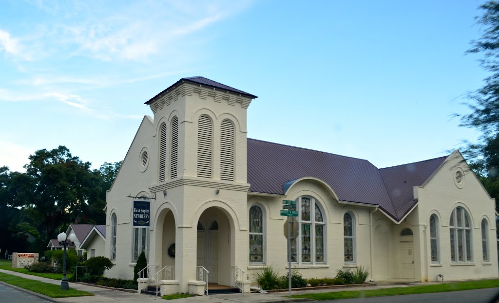 Newberry First Baptist Church, Newberry, FL by Buddy Rogers