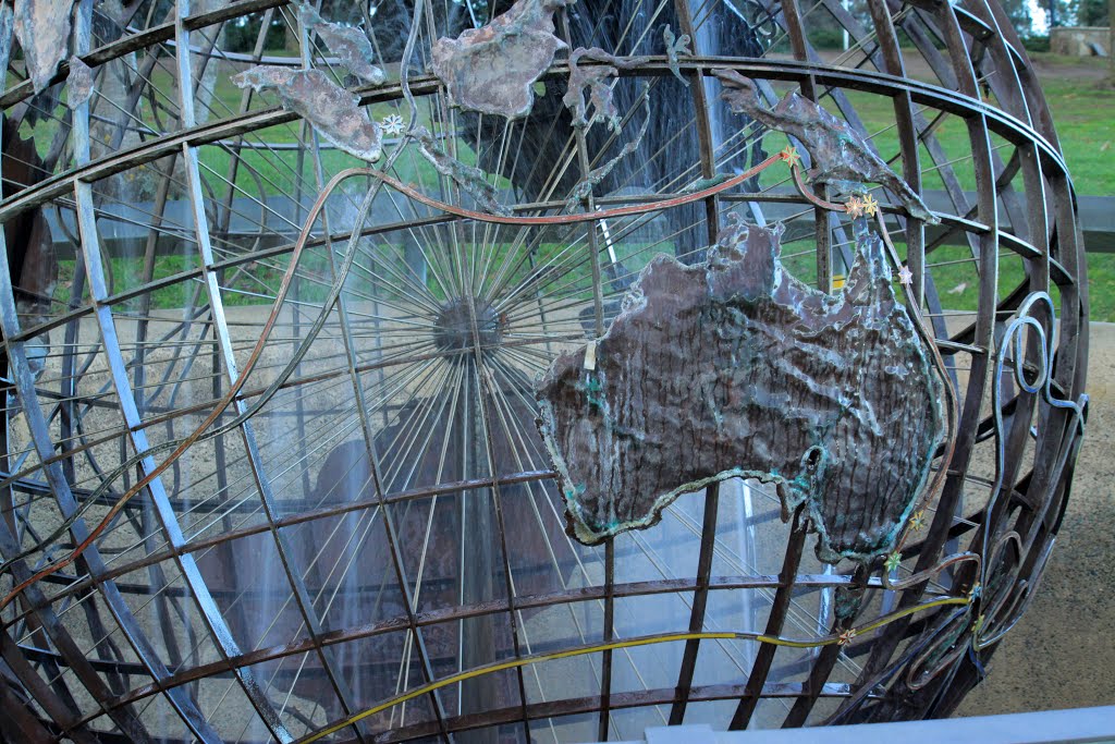 The globe sculpture at Regatta Point by ΅ PhotoKazia ΅