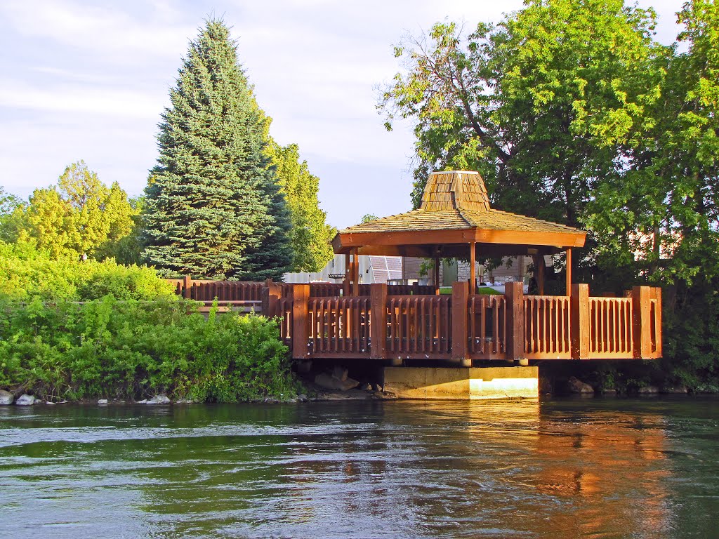 Snake River Gazebo by idahodon