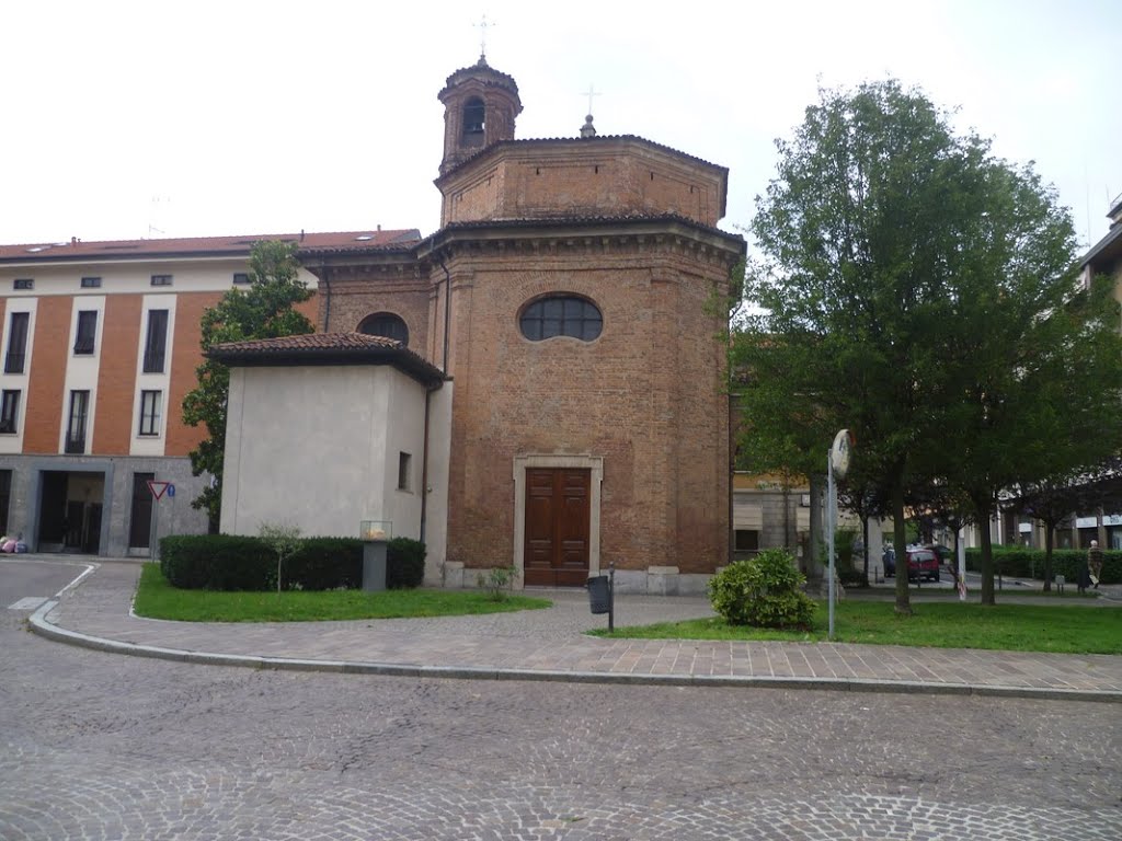 Busto Arsizio (Varese) - Tempi civico Beata Vergine delle Grazie by leochiodojeans