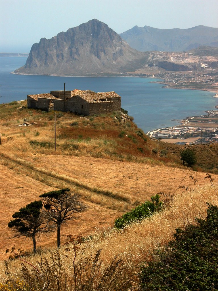 Monte Cofano by rino garziano