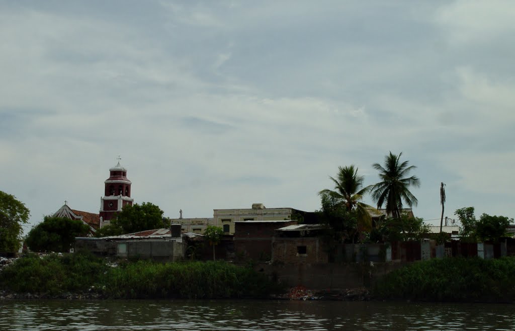 San Francisco desde el Río,l Mompós - Bolívar, Colombia by alvaro espinel