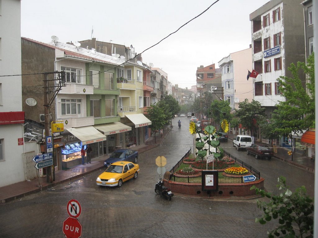 İnönü Caddesi by y.arabaci