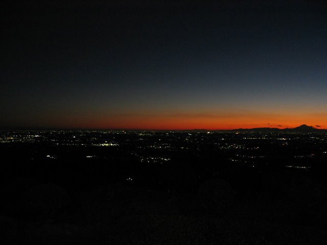 Mt.Tsukuba Night view<Mt.Fuji district> by kumamogura