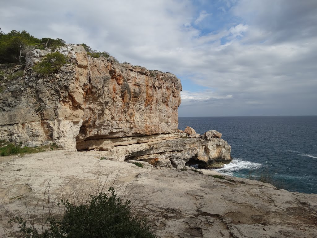 Cala Santanyí by stevenvanValen+hannekeRolloos