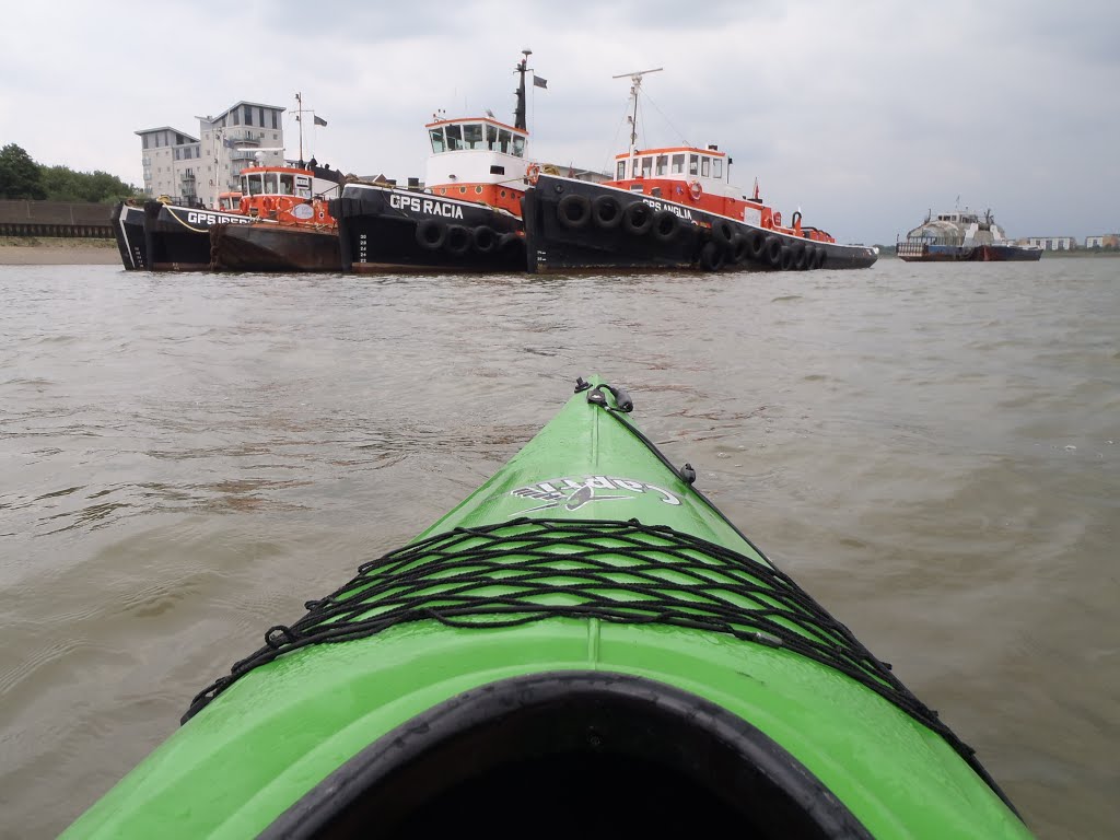 Tugs at North Woolwich. Kayaking the Thames Estuary by Meic W Caerdydd