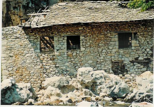 Altes Haus in Agios Ioannis by lambritsa