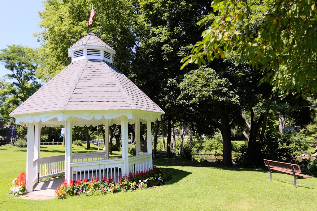 Veterans Memorial Park - gazebo by Rochester Parks