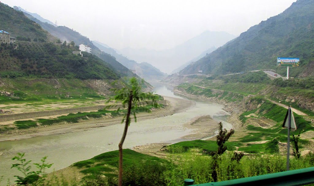 湖北 興山 保興公路 Baoxing Highway,Xingshan,Yichang,Hubei,China by Percy Tai  漆園童