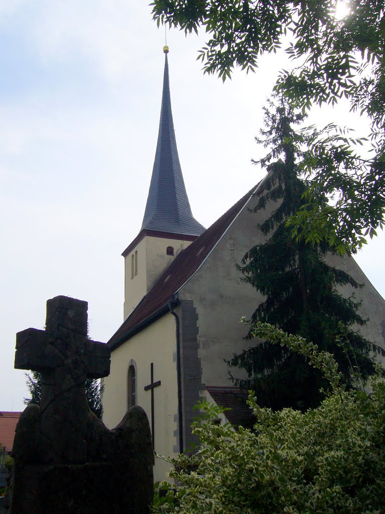 Die evangelische Kirche St. Marien in Dachsbach by Mauerschwalbe