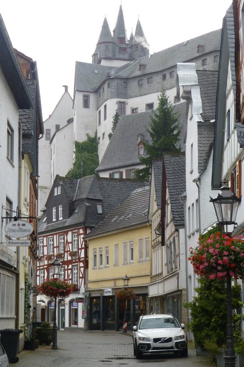 Das Grafenschloss zu Diez a.d.Lahn by H.Garnjost