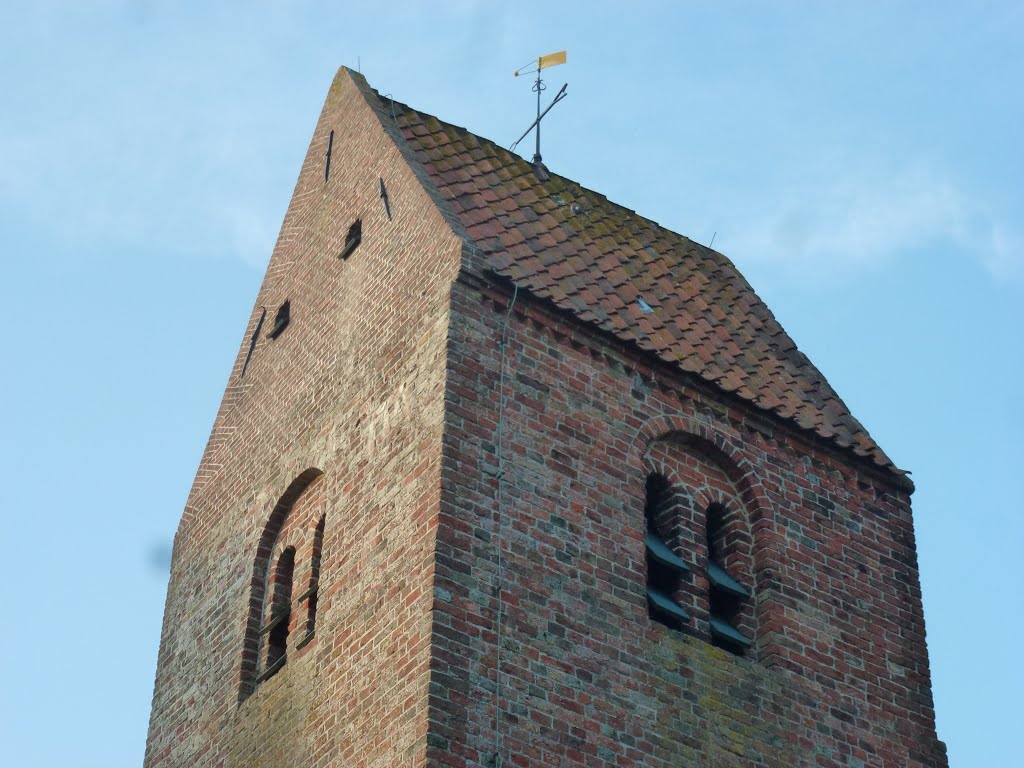 Windwijzer op kerktoren Marsum by Netty van der Deen - Flikkema