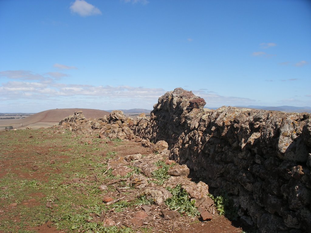 Dry rock wall by blakdavo