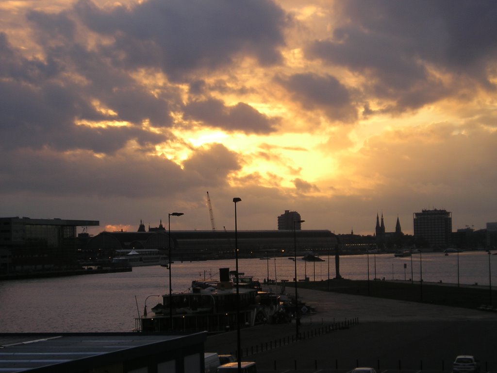 View of Amsterdam Harbor by jonab