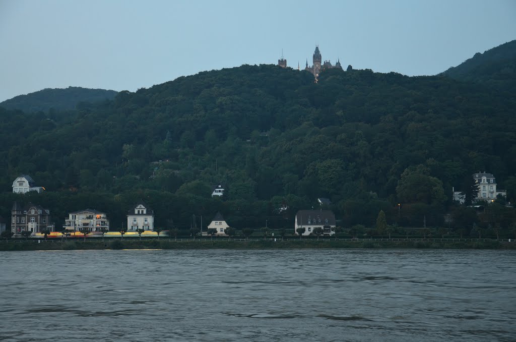 Schloss Drachenburg by H.E.O.