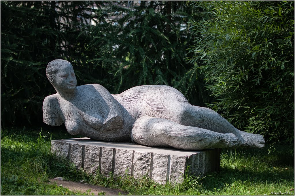 Sculpture «Nude Italy» by O. Shorov. / Скулптура «Обнаженная Италия». Ск. О. Шоров by AlexBazhan