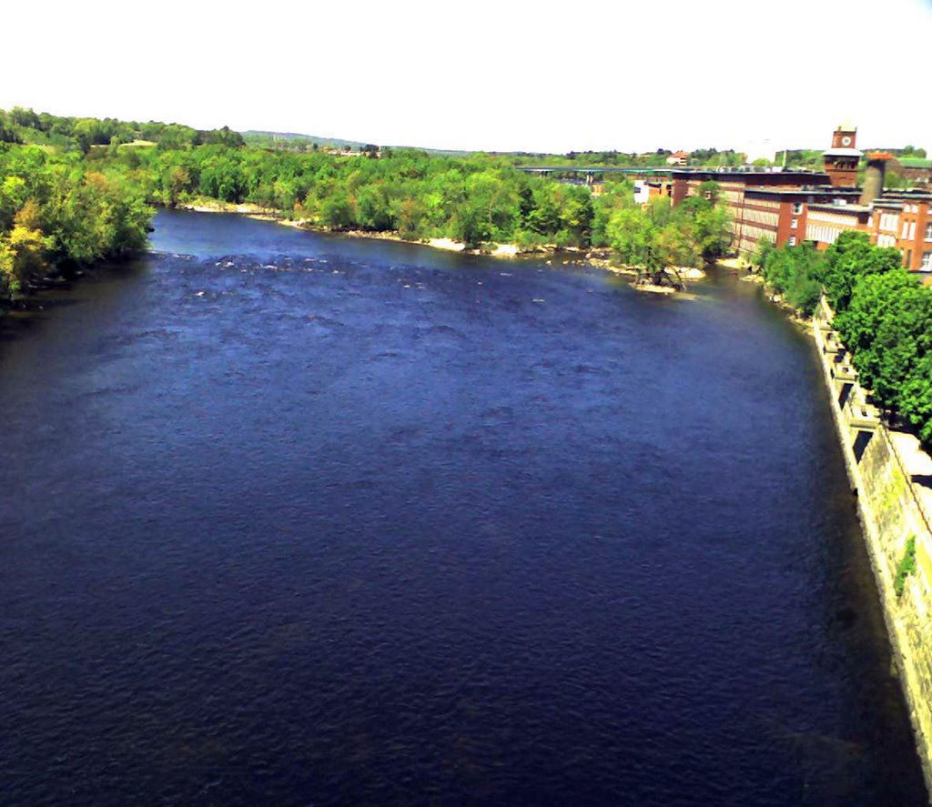 Merrimack River From Bridge St by Andri Kyrychok