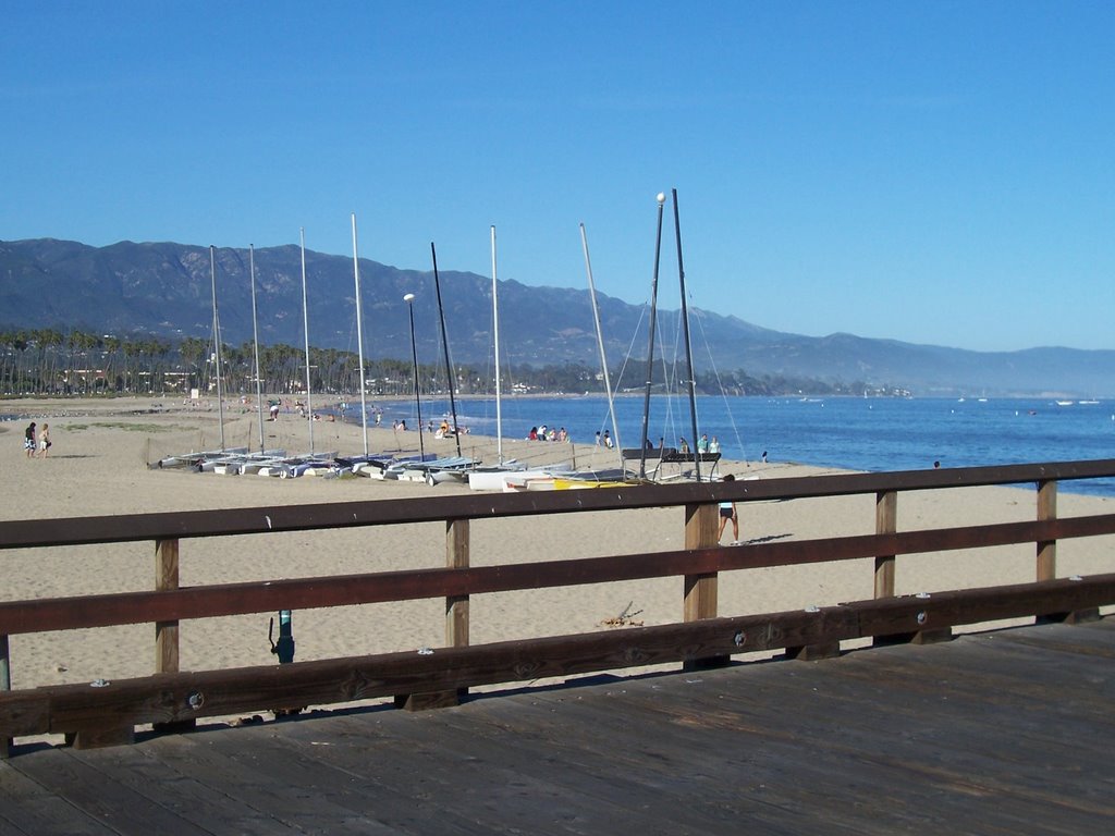 Santa barbara pier by David Yoon