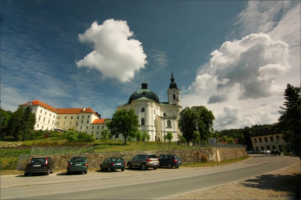 Křtiny, Santini - poutní kostel Jména P. Marie by Irena Brozova (CZ)