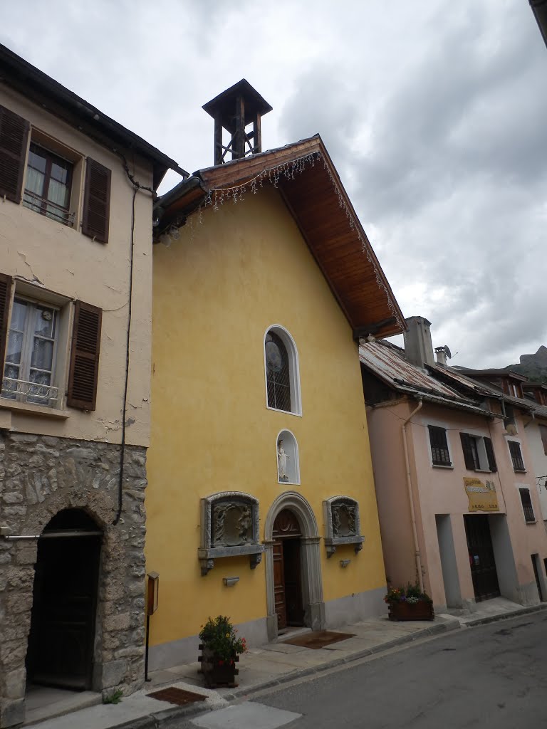 Chiesa di San Sebastiano della confraternita dei Penitenti, Allos by Vaiale