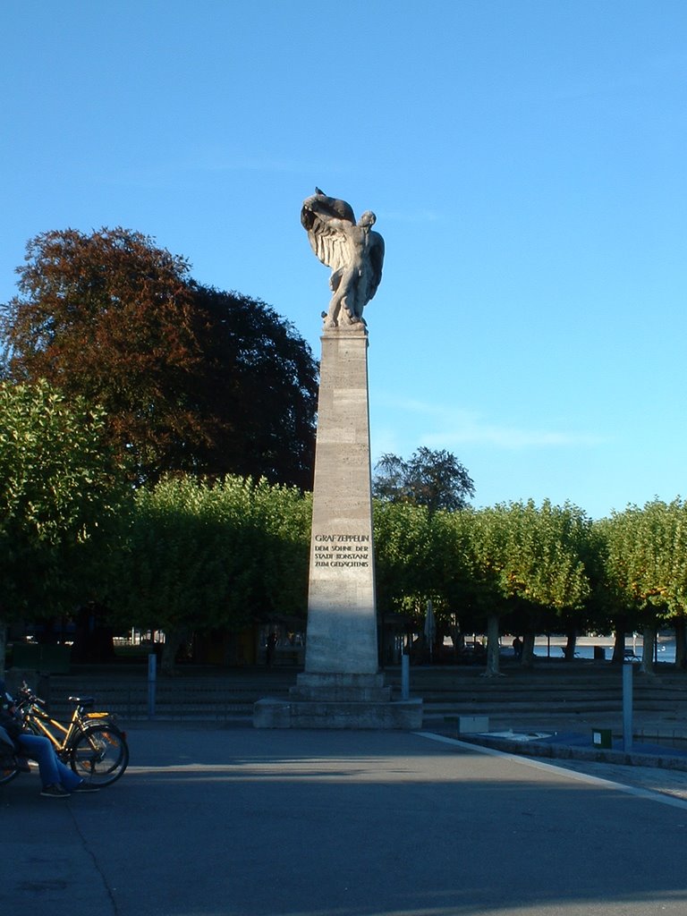 Graf Zeppelin Denkmal by khopan