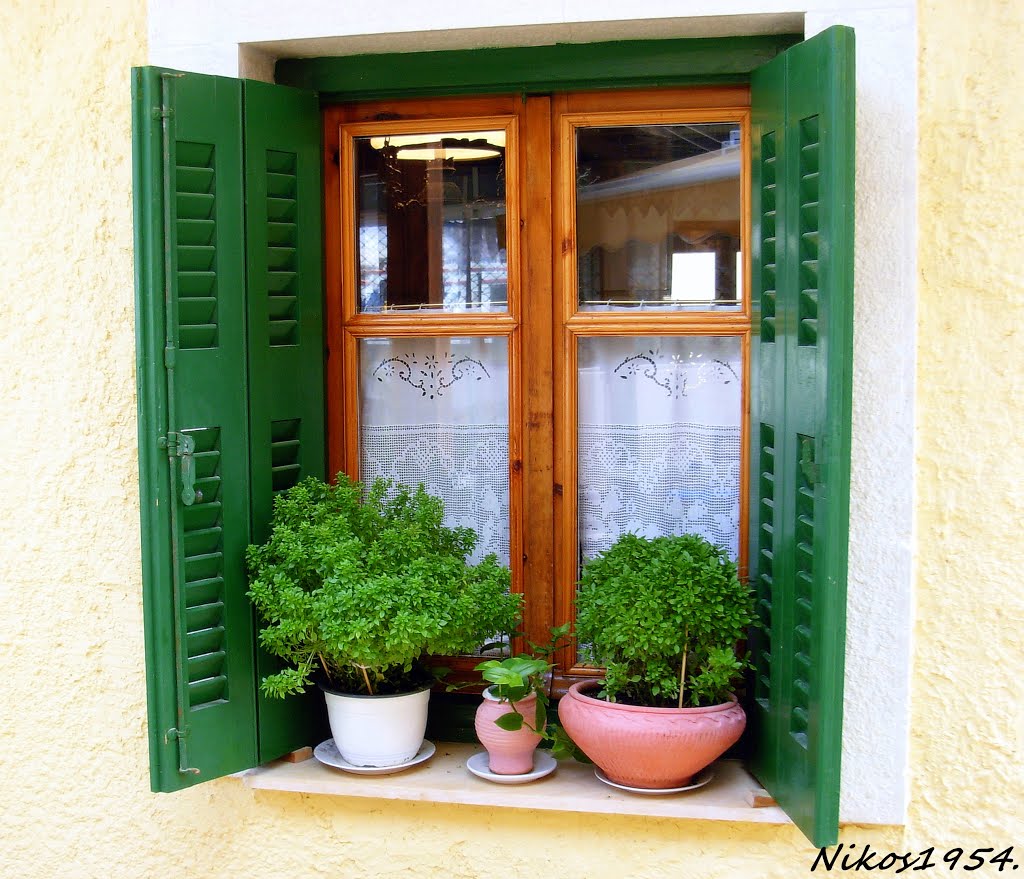 Παραδοσιακό σπίτι στους Παξούς.-Traditional house in Paxos. by NIKOS1954