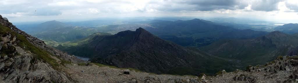 Snowdon summit by muba