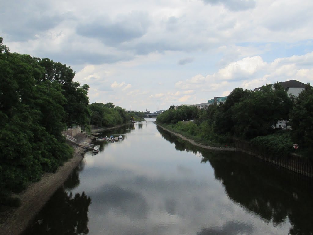 Magdeburg im Juni 2014 - Zollelbe by bergameise