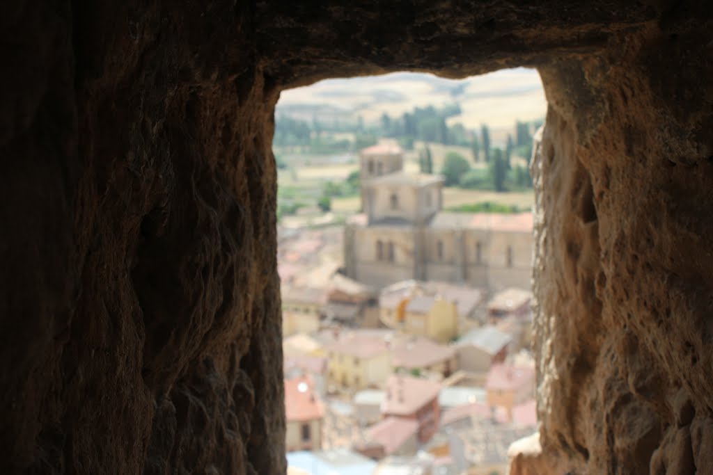 Vista desde el Castillo by Pedro Maya ?lvarez