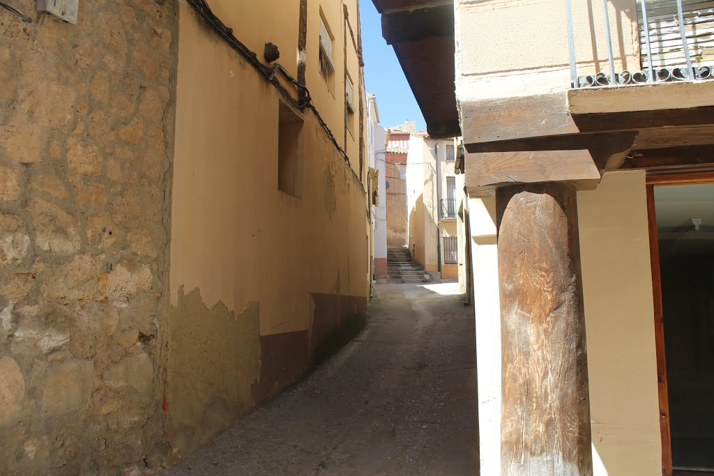 Calle de San Esteban de Gormaz by Pedro Maya Álvarez