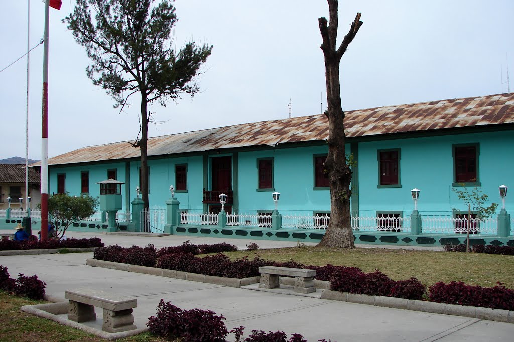 Plazuela Amalia Puga, Cajamarca, Perú by Gualberto Valderrama…