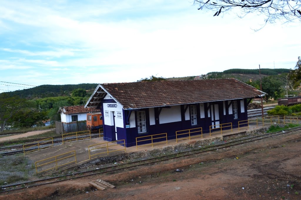 Estação ferroviária (1) by Rafael José Rorato